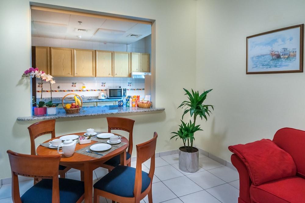 Al Nakheel Hotel Apartments Абу-Дабі Екстер'єр фото