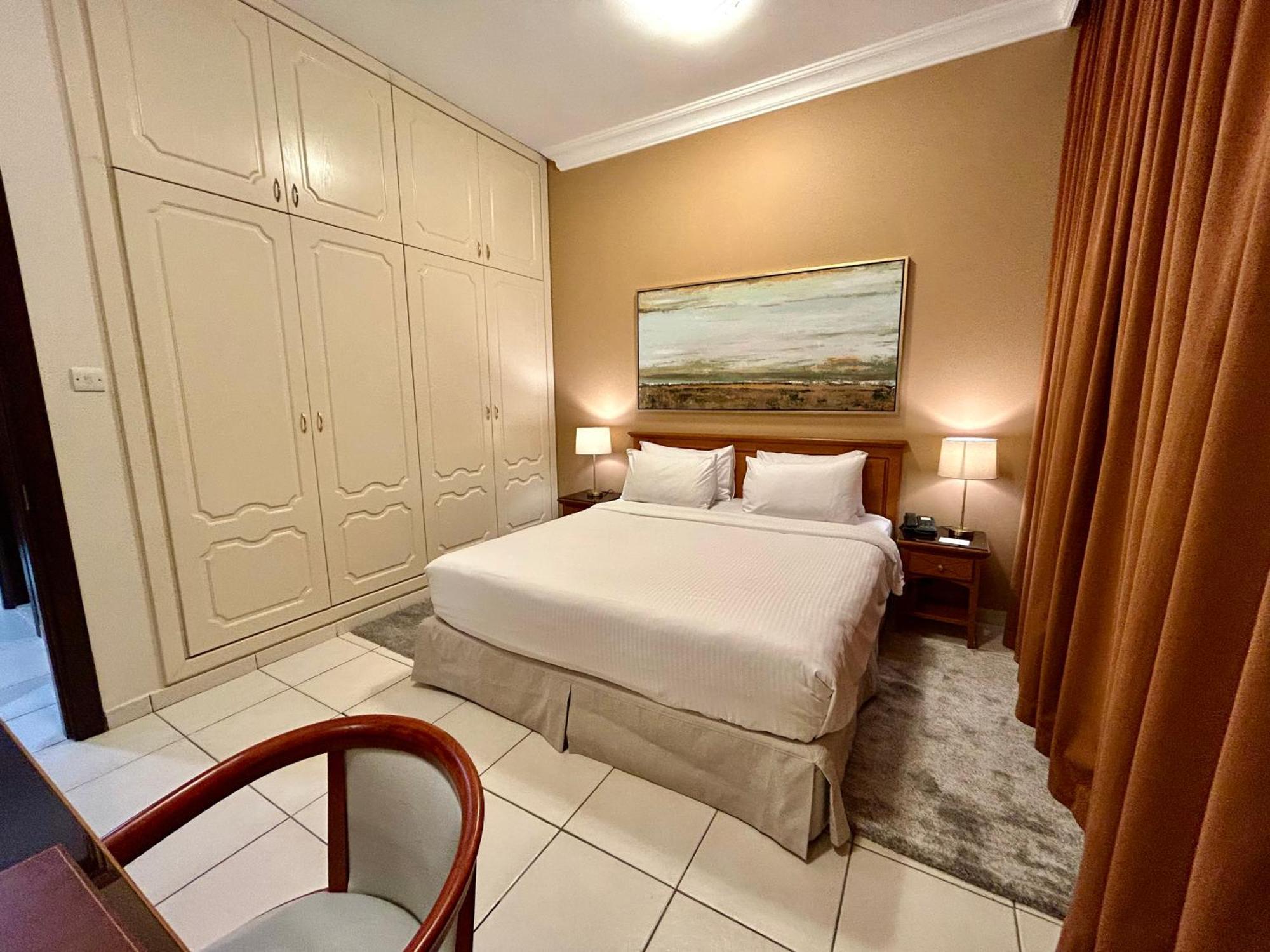 Al Nakheel Hotel Apartments Абу-Дабі Екстер'єр фото